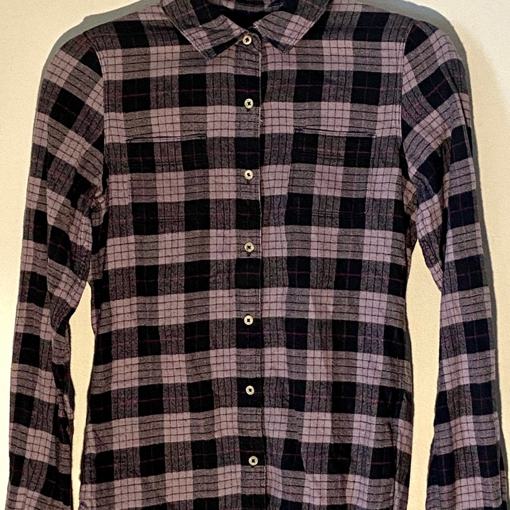 The North Face button down cotton plaid shirt